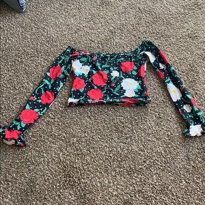 Patterned off shoulder long sleeve crop
